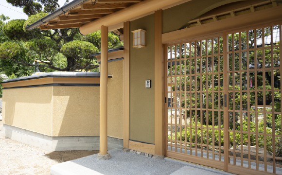 天然石・竹垣・いぶし瓦など